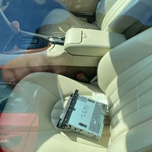 1997 Jaguar XK8 4.0L 2-door Convertible - Image 4