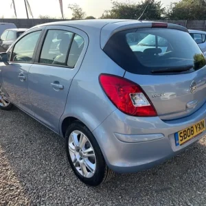 2008 Vauxhall Corsa 1.2i 16v Design 5-door hatchback with aircon - Image 2