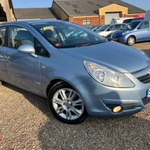 2008 Vauxhall Corsa 1.2i 16v Design 5-door hatchback with aircon - Image 6