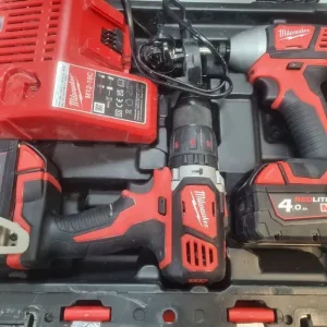 Milwaukee M18 BID/BPDN Drill with 2x 4.0Ah Batteries and Charger - Image 5