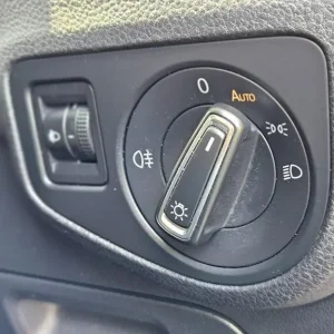 2017 Volkswagen Golf SV 1.4 TSI BlueMotion Tech SE DSG Euro 6 (s/s) 5dr MPV Petr - Image 8