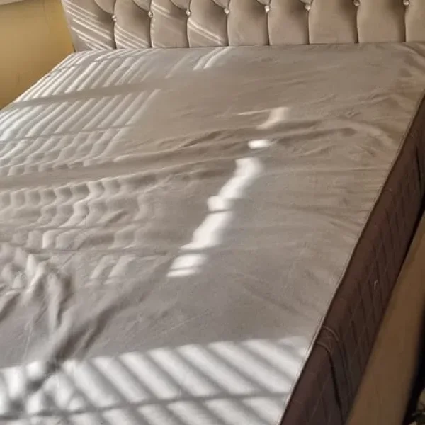 double diamond design ottomans gas lift bed