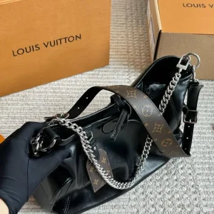 LV Carrall Small Black Warrior - Image 2