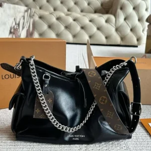 LV Carrall Small Black Warrior