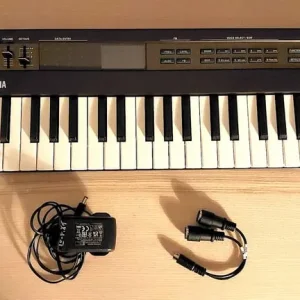 Yamaha Reface DX FM Keyboard Synth - Digitone beater - BOXED & MINT