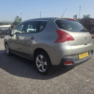 PEUGEOT 3008 1.6 HDi Active Euro 5 5-door 2013 - Image 4