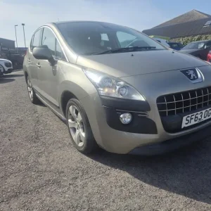 PEUGEOT 3008 1.6 HDi Active Euro 5 5-door 2013