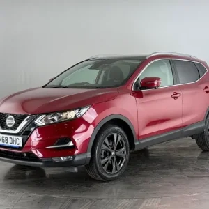 2018 Nissan Qashqai 1.2 DIG-T N-Connecta Euro 6 (s/s) 5dr Hatchback Petrol Manual - Image 3