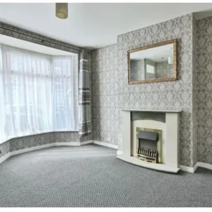 2 bed house in Lymington, New Forest - Image 3