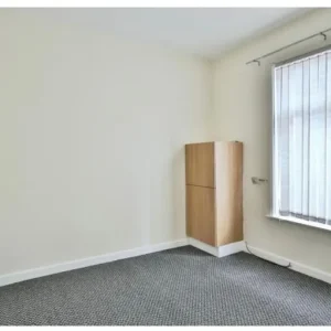 2 bed house in Lymington, New Forest - Image 8