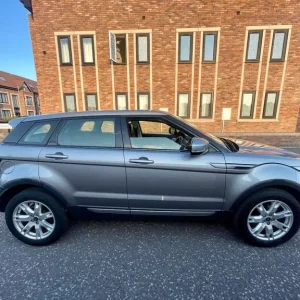 2012 Land Rover Evoque 2.2 Diesel Auto 4WD - Image 2