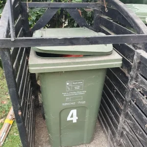 Wooden bin shed - Image 4
