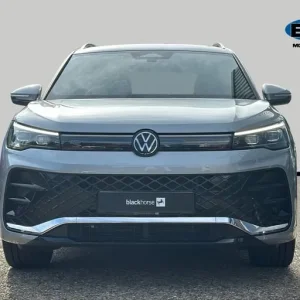Volkswagen Tiguan 2.0 TDI R-Line SUV 5-door Diesel DSG - Image 2