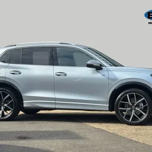 Volkswagen Tiguan 2.0 TDI R-Line SUV 5-door Diesel DSG - Image 4