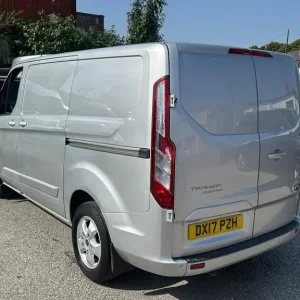 2017 Ford Transit Custom 2.9L Diesel Panel Van - Image 4