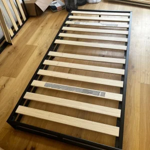 Single bed frame with mattress - Image 2