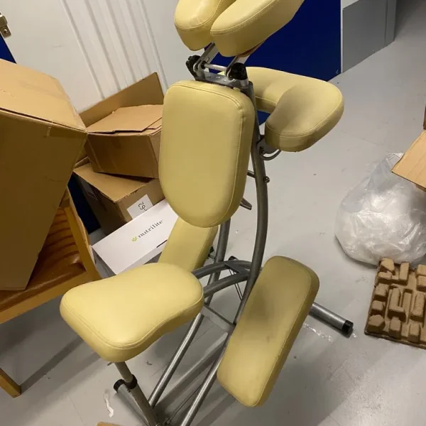 Massage chair neck and back
