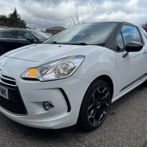 2012 Citroen DS3 1.6 VTi DStyle Plus Euro 5 3-door hatchback - Image 2