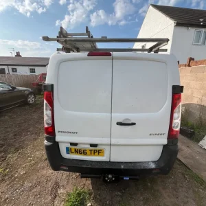 Peugeot Panel Van 2016 Manual - Image 4