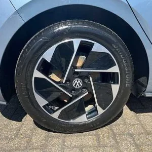 2021 Volkswagen ID3 5dr Auto with Heat Pump and Bike Carrier - Image 5