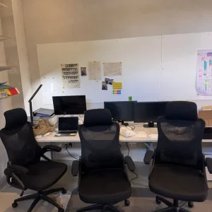 9 office desk chairs available