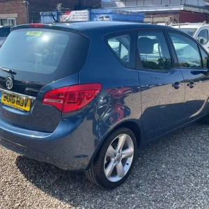 2015 Vauxhall Meriva 1.4i Exclusiv Euro 6 5dr MPV Petrol Manual - Image 5