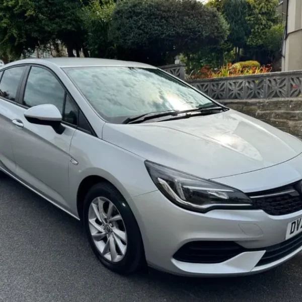 2020 Vauxhall Astra hatchback manual
