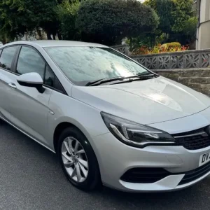 2020 Vauxhall Astra hatchback manual