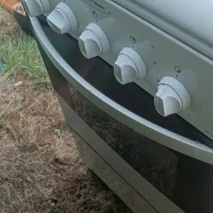 Gas cooker freestanding with grill and oven