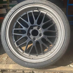 225/40ZR18 Tyres x 4 (as new) + Wheels - Image 4