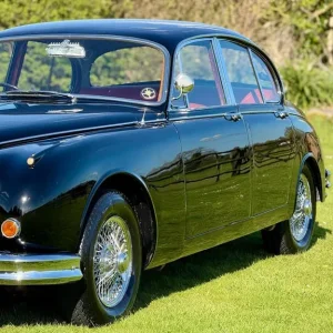 1960 Jaguar MK2 3.4 Manual/Overdrive - Image 3