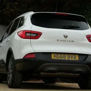 2018 Renault Kadjar 1.3 TCe Signature Nav Euro 6 SUV - Image 6