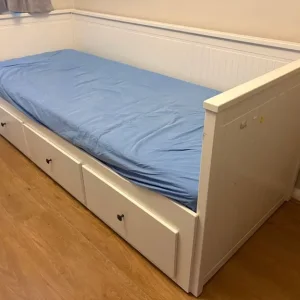 IKEA HEMNES day bed with 3 drawers