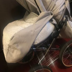 Baby Merc pram - Image 5