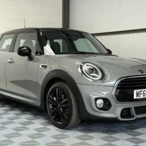 2018 MINI Hatch 1.5 Cooper Euro 6 (s/s) 5dr Hatchback Petrol Manual - Image 8