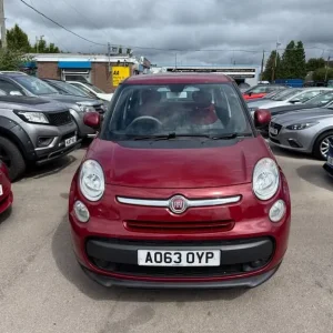 2013 Fiat 500L Easy MPV in Metallic Red - Image 2