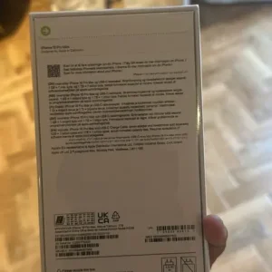 Apple iPhone 16 Pro Max 1TB Silver (Sealed) - Image 5