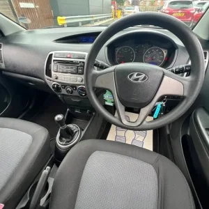 Hyundai I20 1.2 Classic Hatchback 5-door Petrol Manual Euro 5 (85 bhp) - Image 7