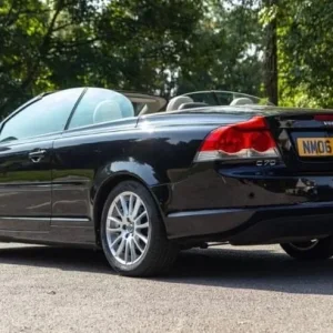 2006 Volvo C70 Convertible - Image 3