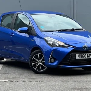 2019 Toyota Yaris 1.5 VVT-h Icon Tech E-CVT Hybrid Hatchback