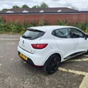 2016 Renault Clio DYNAMIQUE S NAV DCI Hatchback Diesel Manual - Image 4