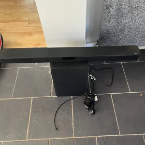 LG sound bar & sub woofer