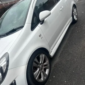 Vauxhall Corsa Hatchback 2014 Manual 3-Door - Image 6