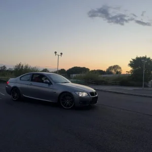 2011 BMW 3 Series 320d M-Sport - Image 2