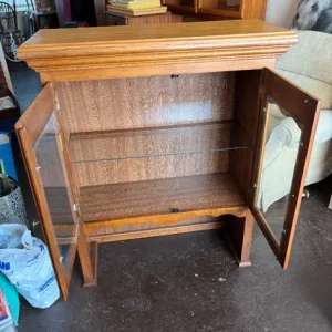 Dresser top with cabinet conversion - Image 3