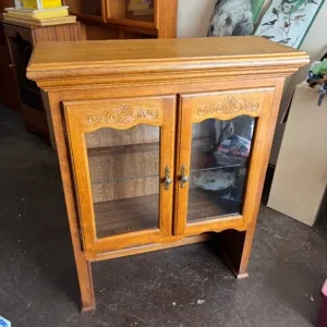 Dresser top with cabinet conversion