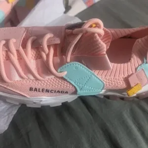 Trainers size 7 women - Image 4