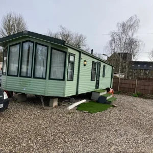 Two Residential 2 Bed Mobile Homes - Image 2
