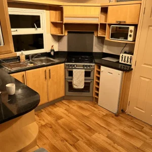 Two Residential 2 Bed Mobile Homes - Image 3