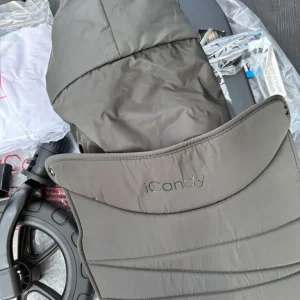 Icandy peach all terrain pushchair with carrycoat - Image 4